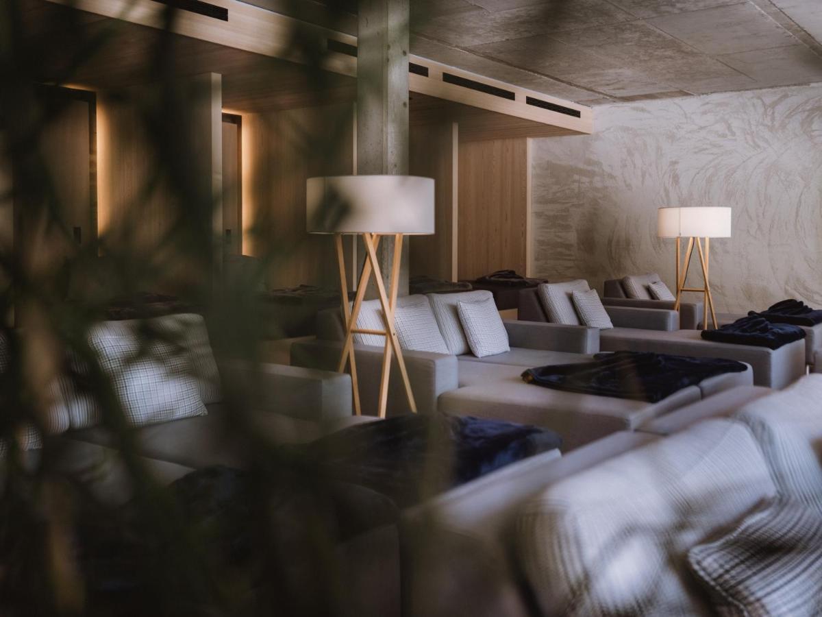 Lindenhof Pure Luxury & Spa Dolcevita Resort Натурно Экстерьер фото