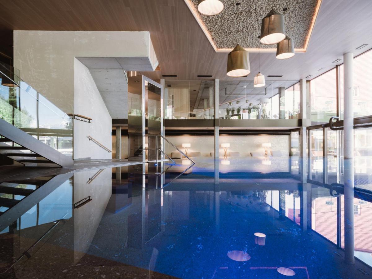Lindenhof Pure Luxury & Spa Dolcevita Resort Натурно Экстерьер фото