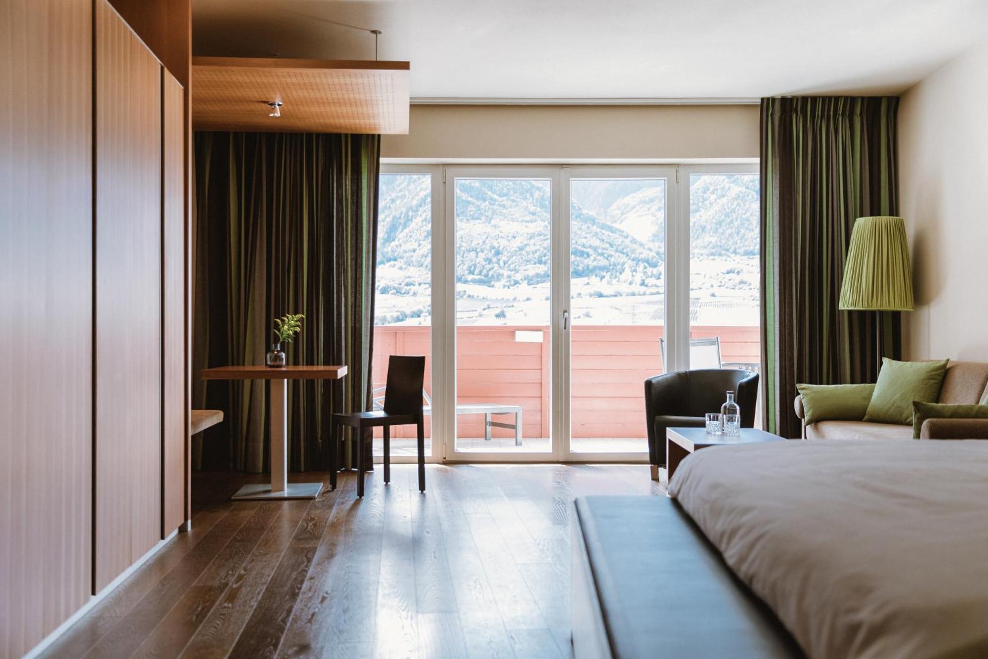 Lindenhof Pure Luxury & Spa Dolcevita Resort Натурно Экстерьер фото